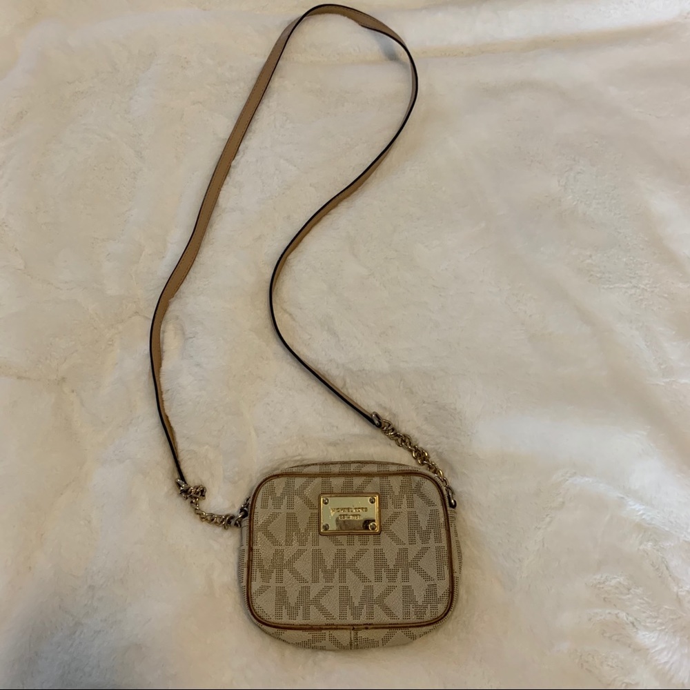 Michael Kors Crossbody